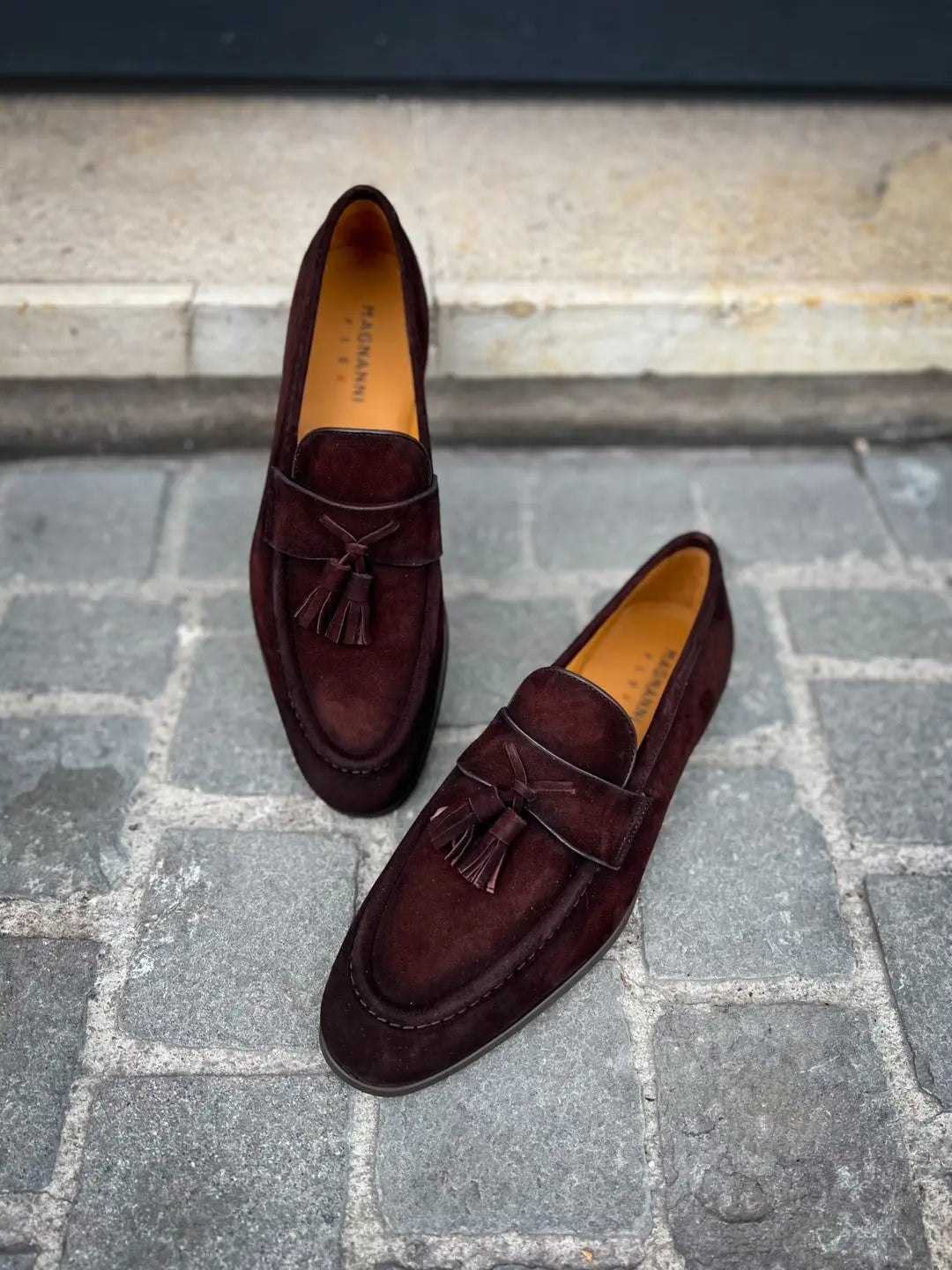 Magnanni Tassel Loafer Dark Brown Suede