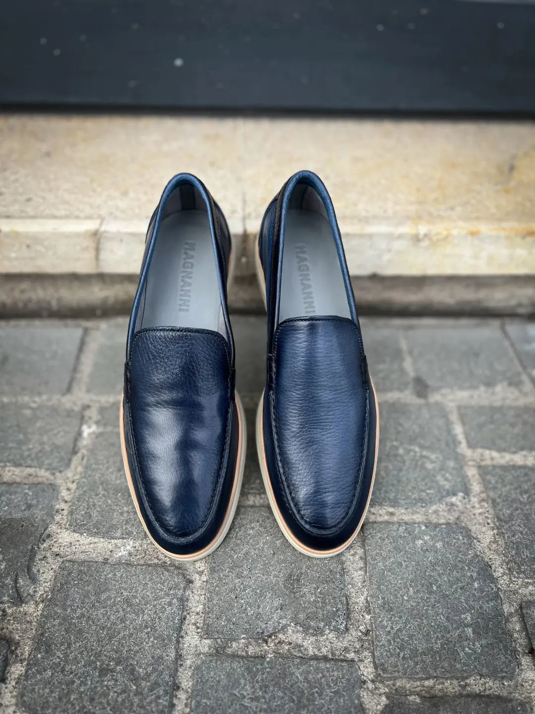 Magnanni Slip On Loafer Navy Leather, view 4