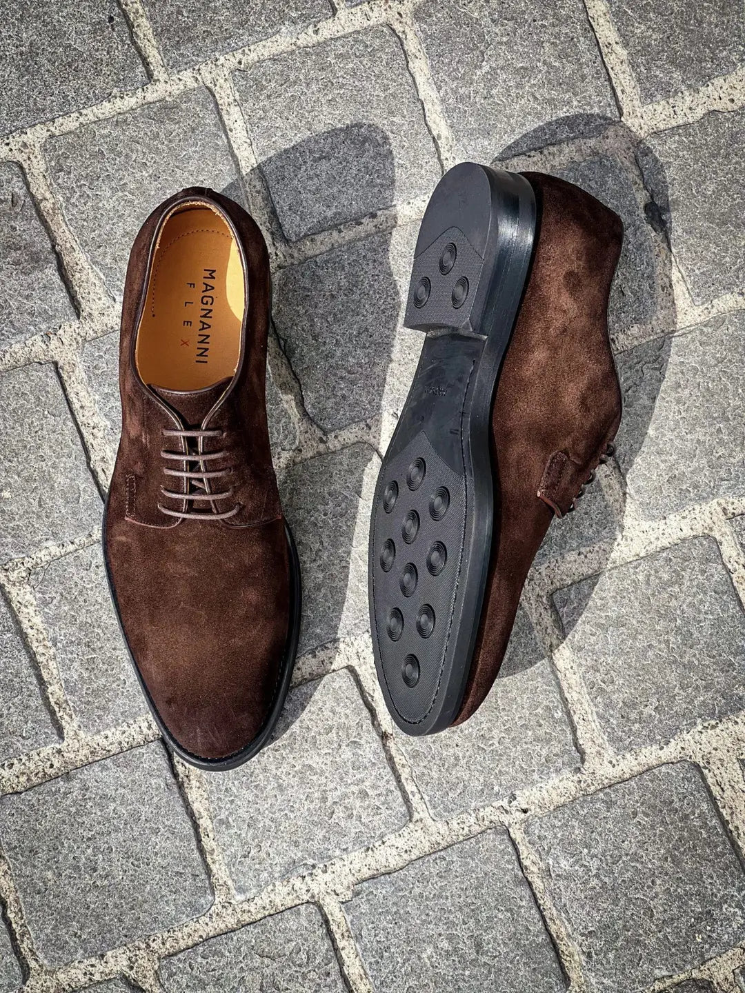Magnanni Derby Dark Brown Suede, view 2