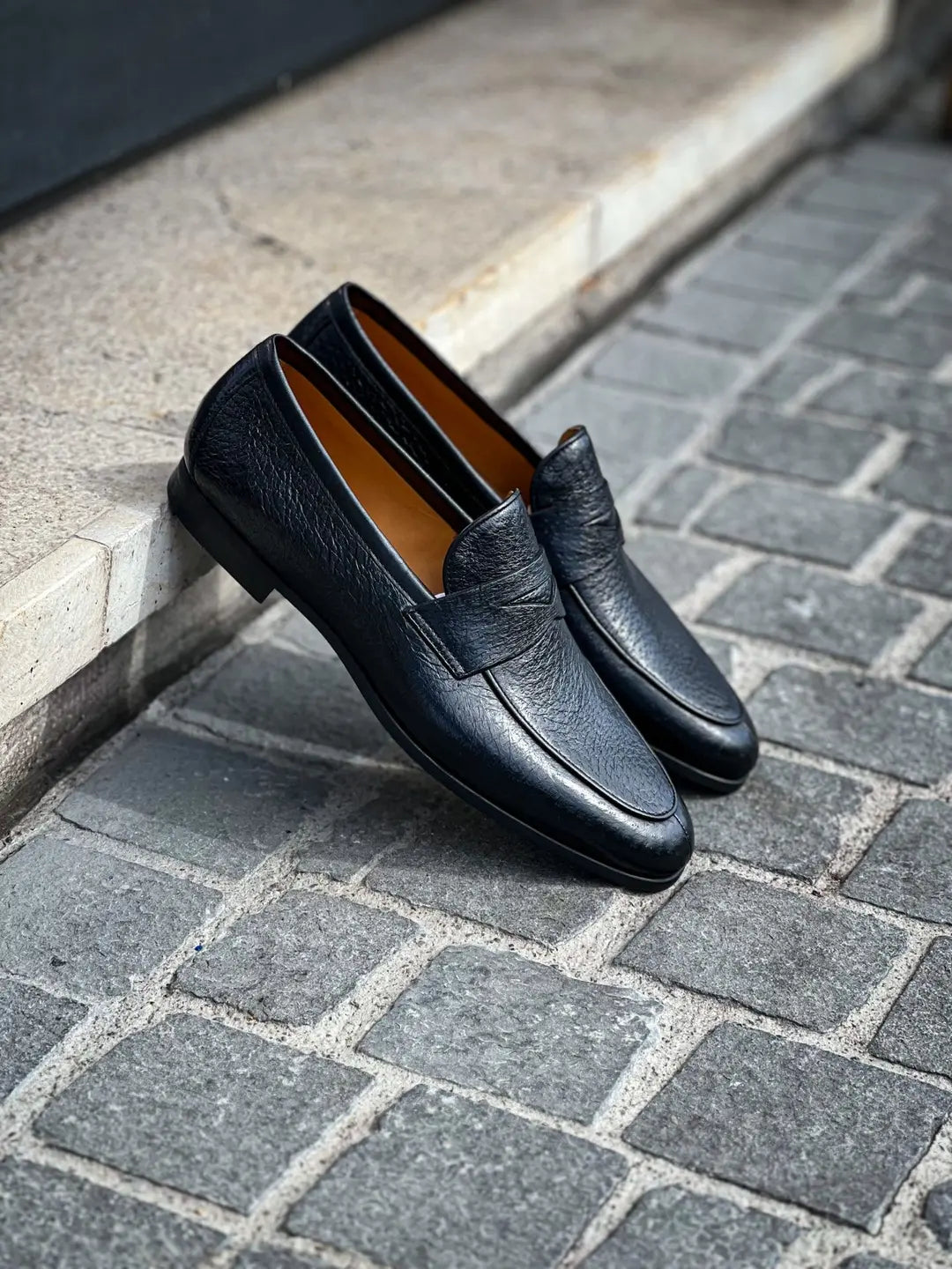 Magnanni Black Pecary Loafer