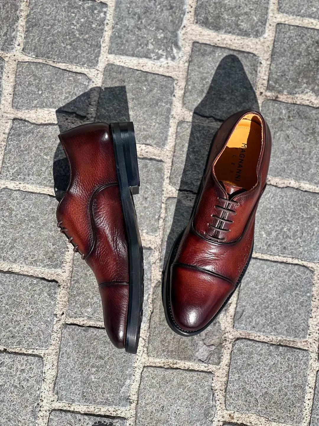 Magnanni Toe Cap Dark Brown Grain Cap Toe Oxford, view 2
