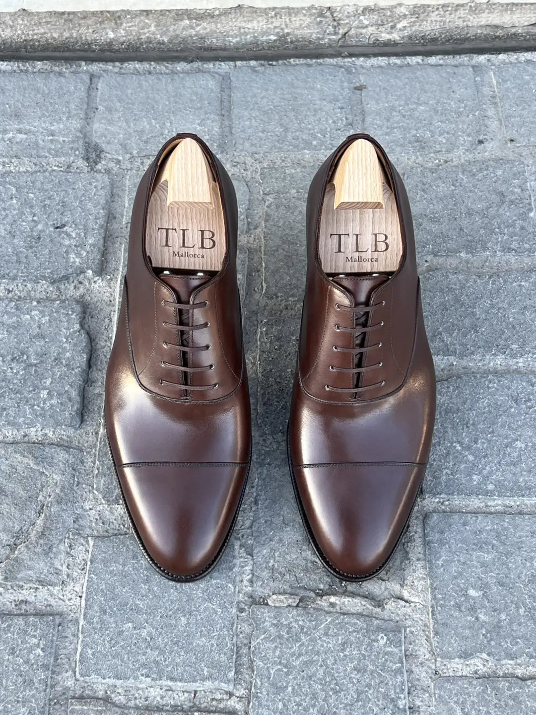 TLB Toe Cap Dark Brown Cap Toe Oxford in calf leather, view 4