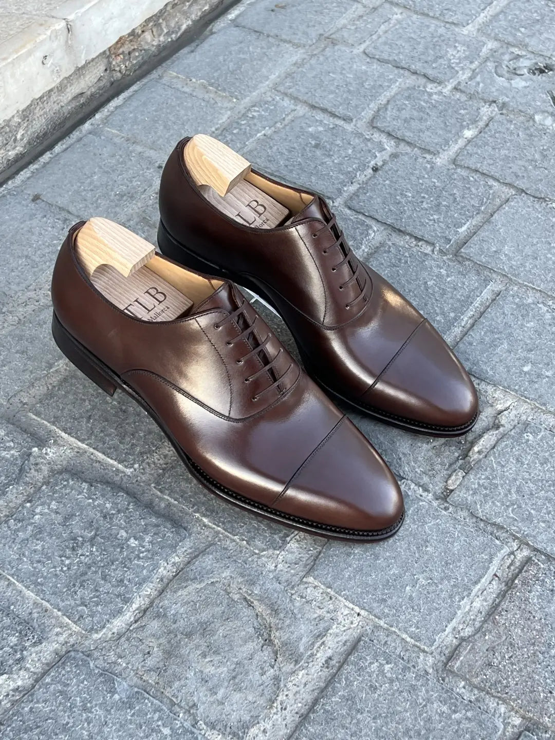TLB Toe Cap Dark Brown Cap Toe Oxford in calf leather