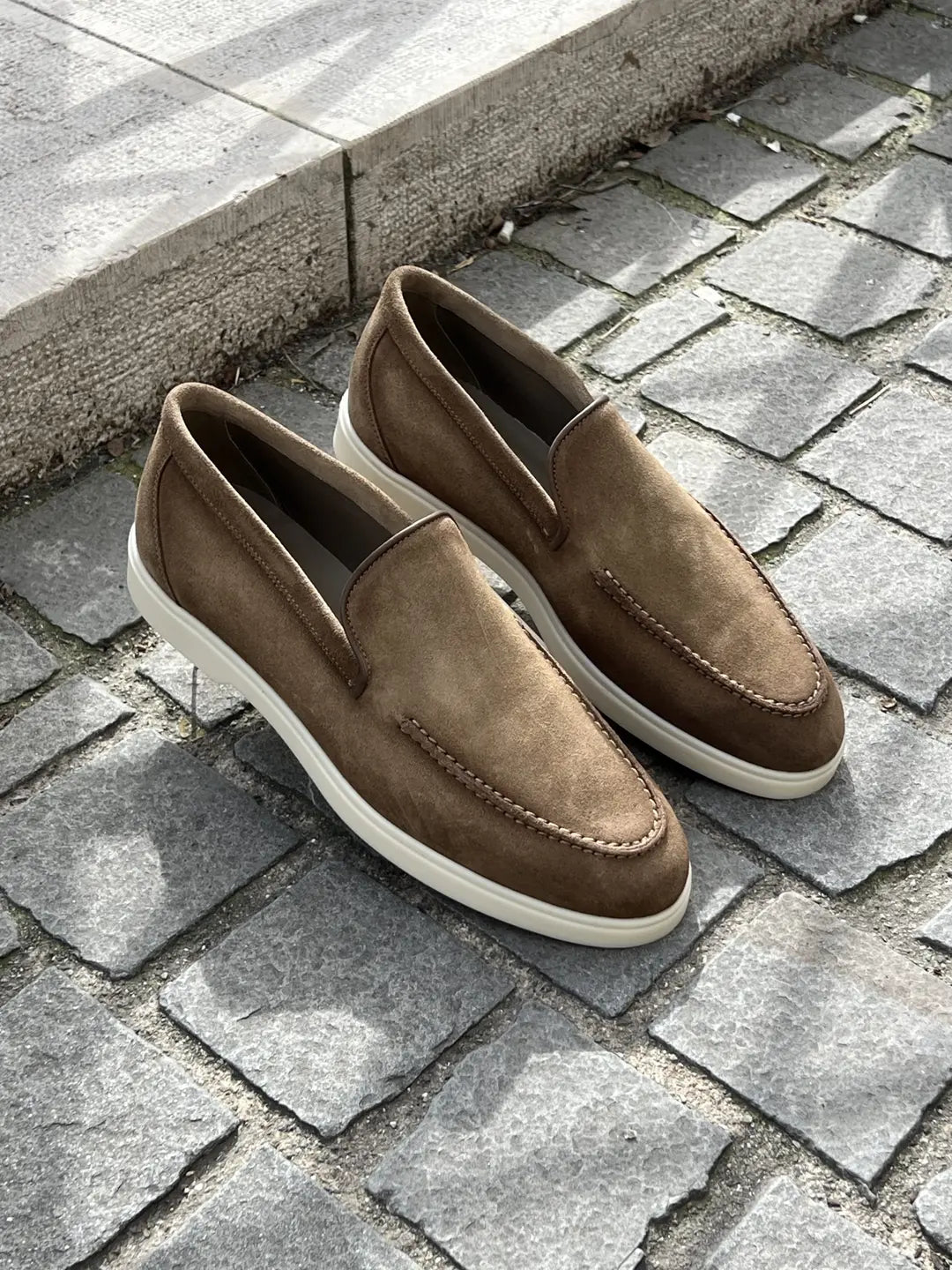 Magnanni Slip On Loafer Taupe Suede
