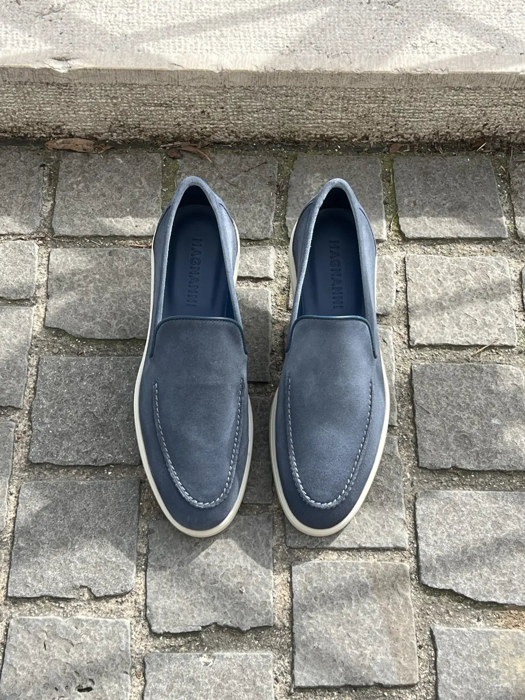 Magnanni Slip On Loafer in suede, view 2