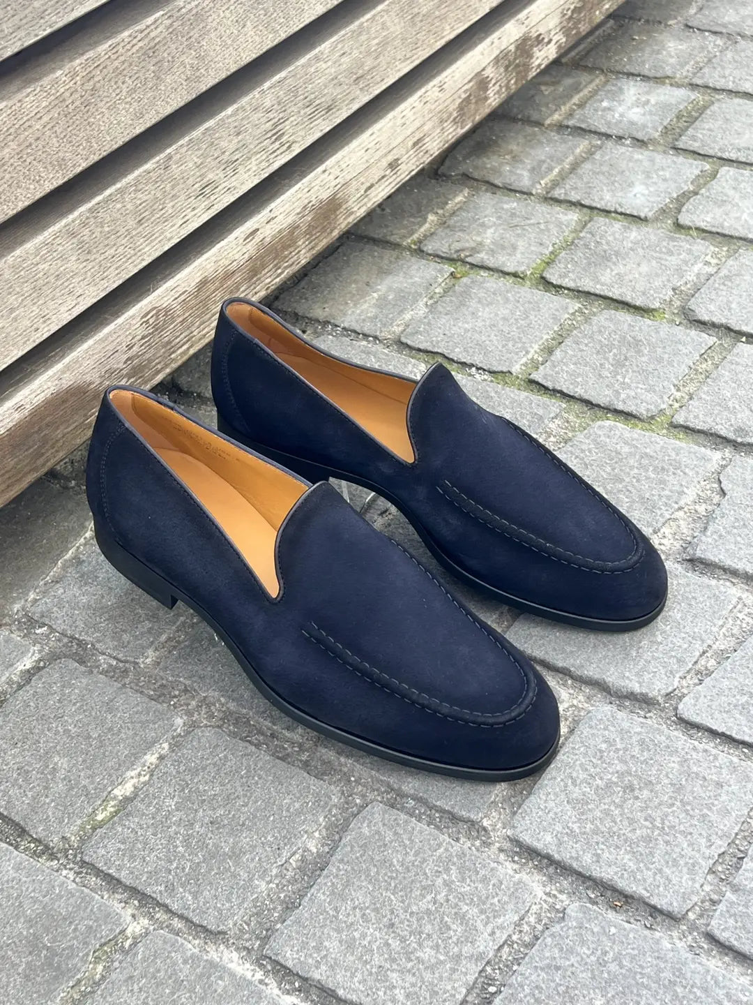 Magnanni Suede Loafer