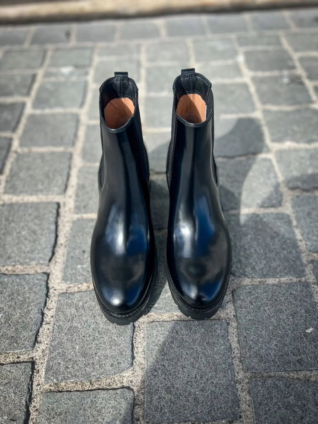 Santoni Alpin Navy Boot in suede, view 3