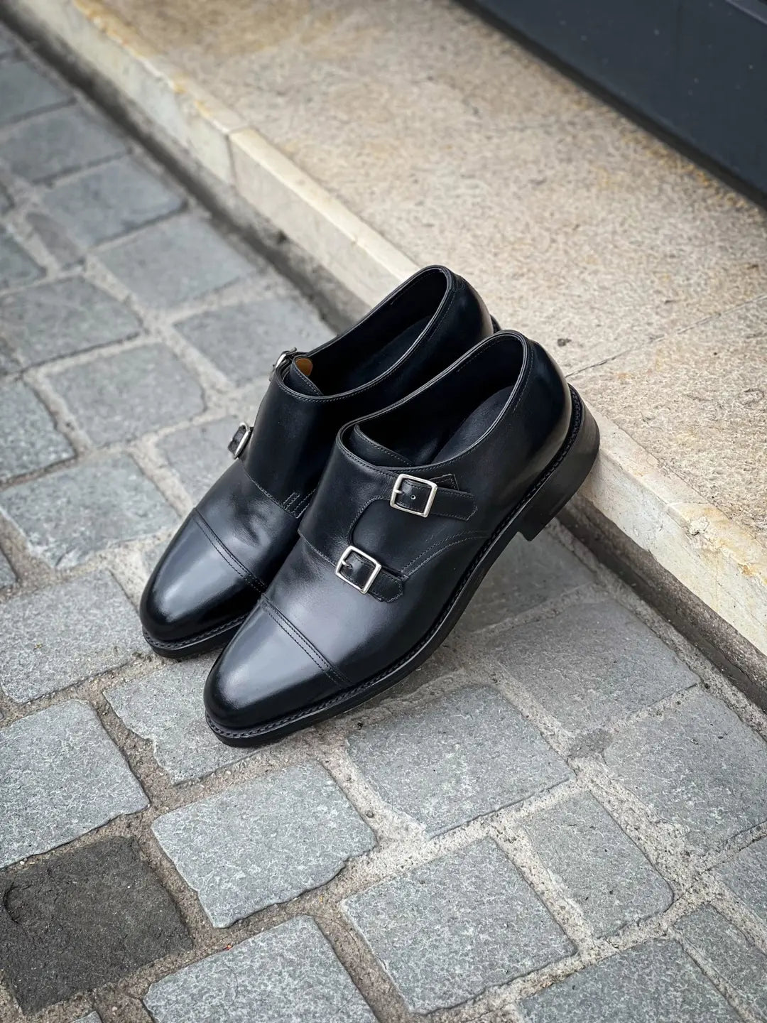 John Lobb William Black Double Monk Strap in calf leather, view 4
