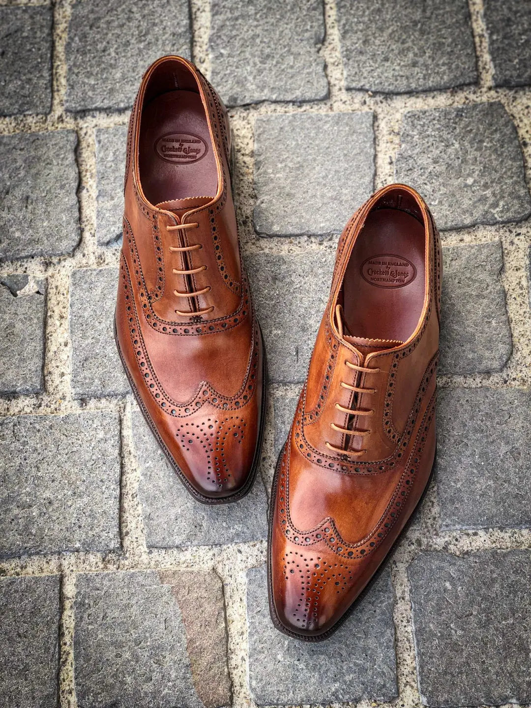 Crockett & Jones Fairford Brogue Oxford in calf leather, view 4