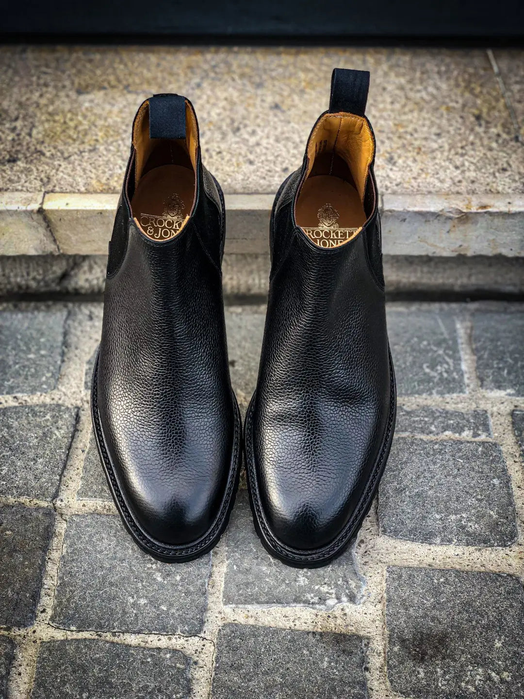 Crockett & Jones Chelsea 11 Boot Black in Scotch grain leather, view 5