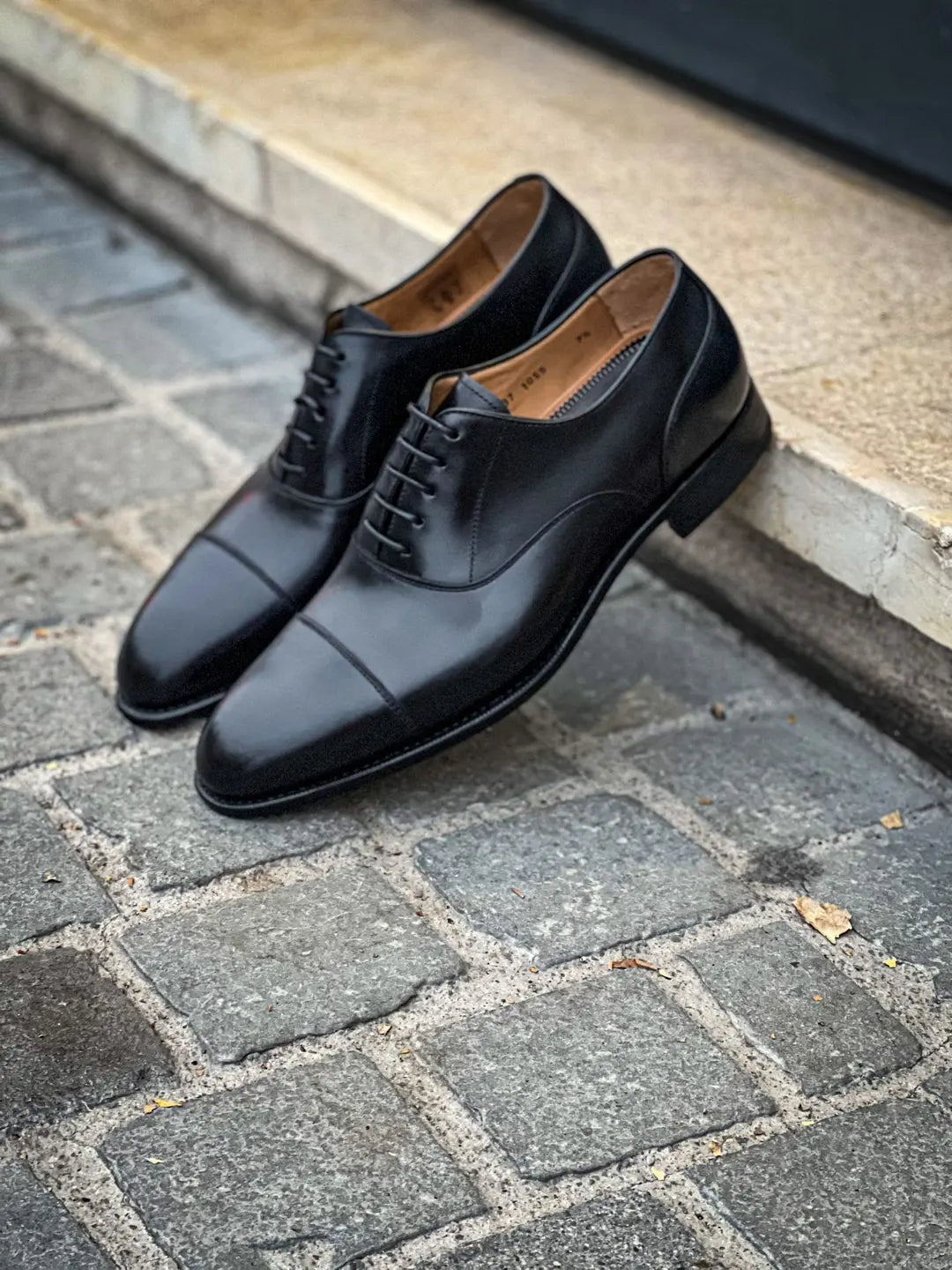 Carlos Santos Toe Cap Black Oxford in calf leather, view 5