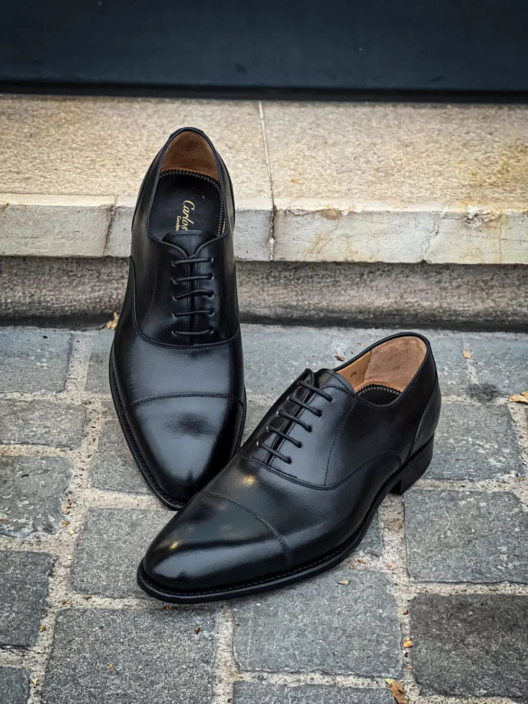 Carlos Santos Toe Cap Black Oxford in calf leather, view 3