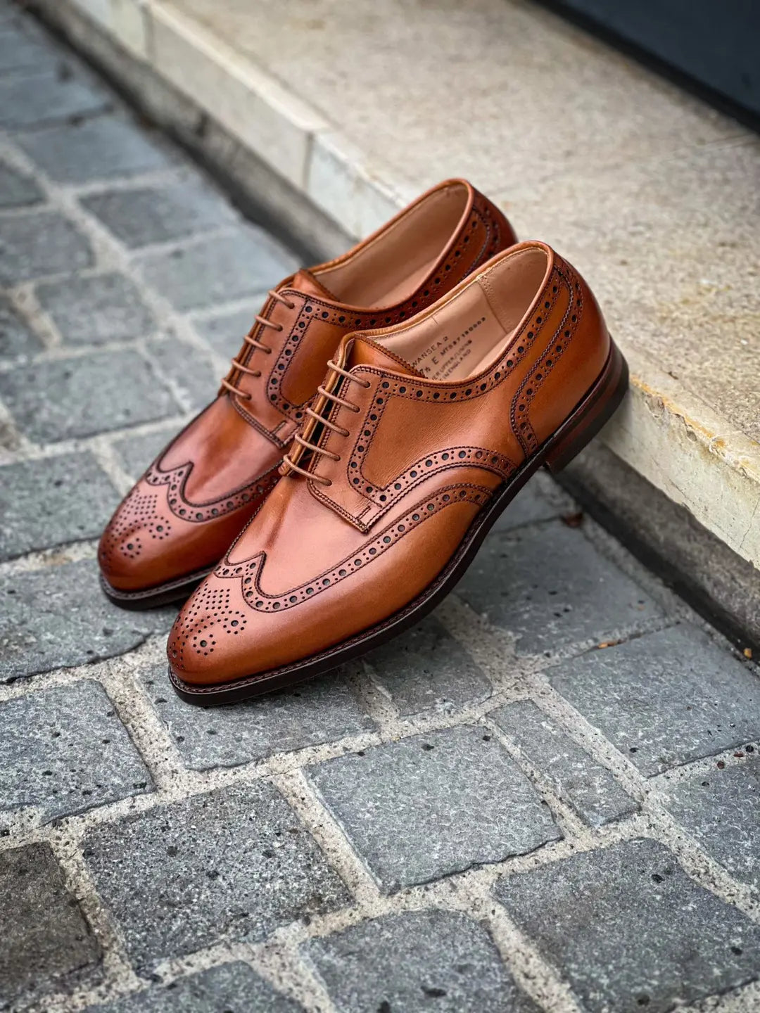 Crockett & Jones Swansea Tan Brogue Derby in calf leather, view 4