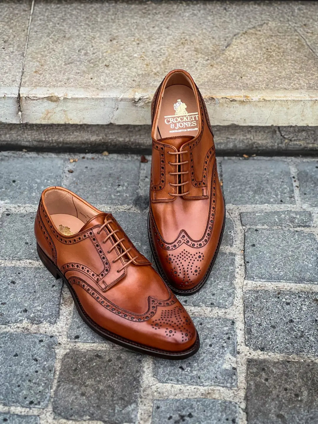 Crockett & Jones Swansea Tan Brogue Derby in calf leather, view 3