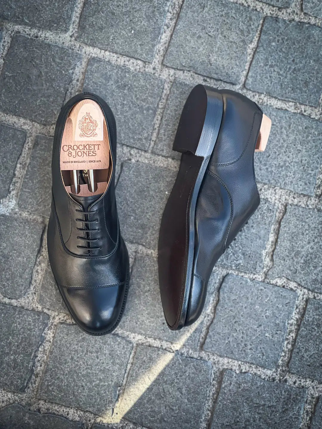Crockett & Jones Tresco Black Milled Calf Oxford, view 3