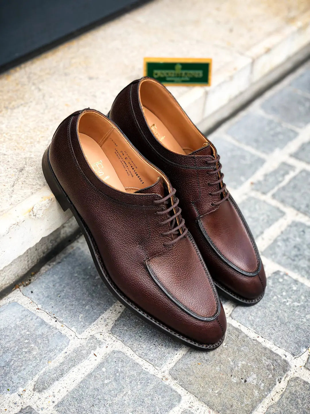 Crockett & Jones Hardwick Brogue Oxford in Scotch grain leather
