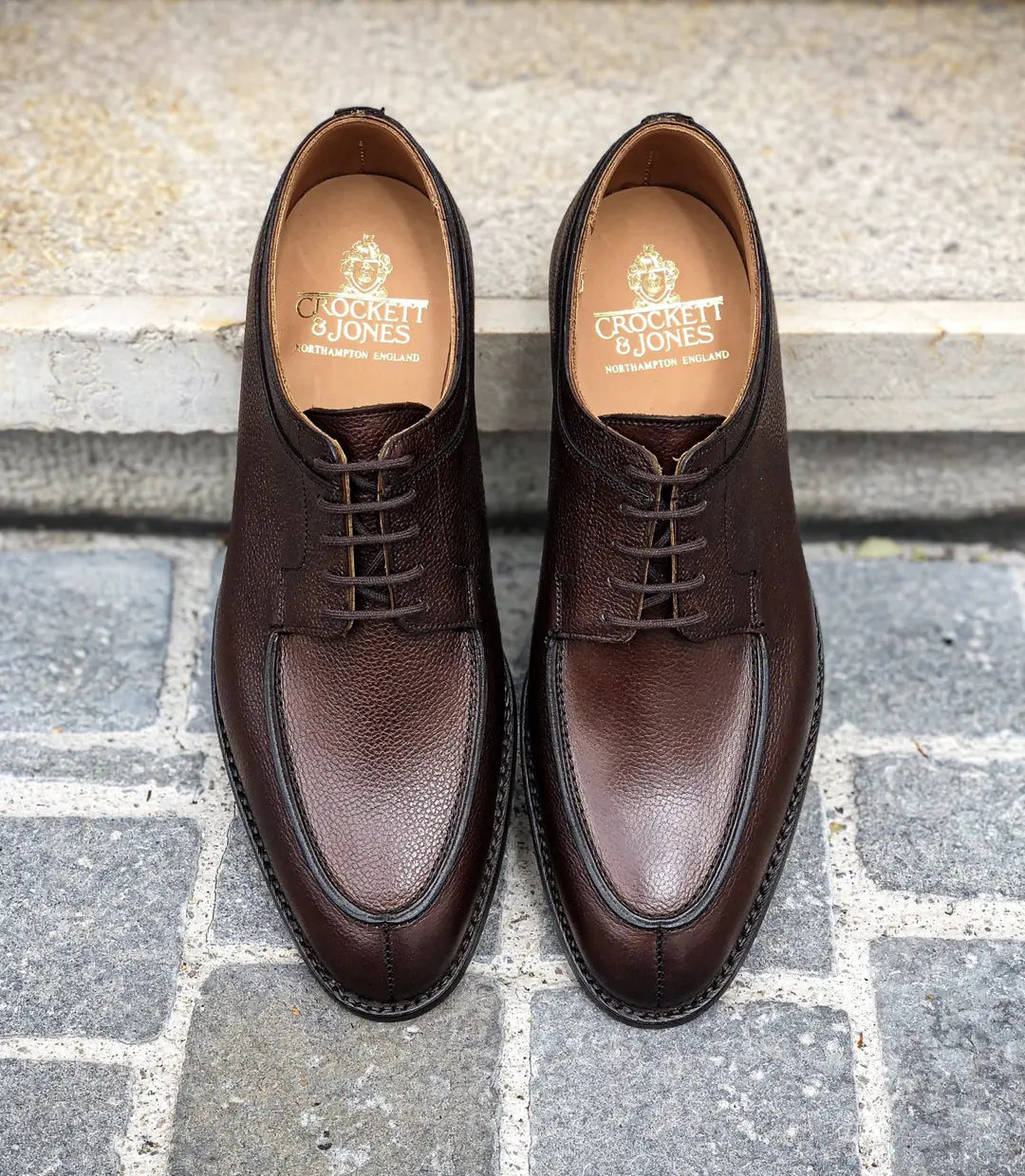 Crockett & Jones Hardwick Brogue Oxford in Scotch grain leather, view 6