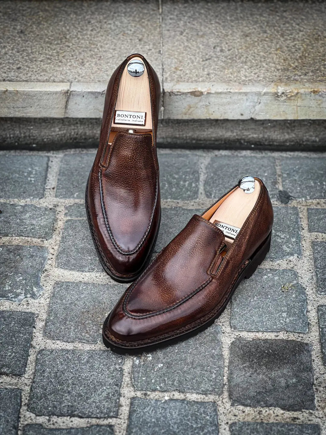 Bontoni Dome Mocassin in Scotch grain leather, view 3
