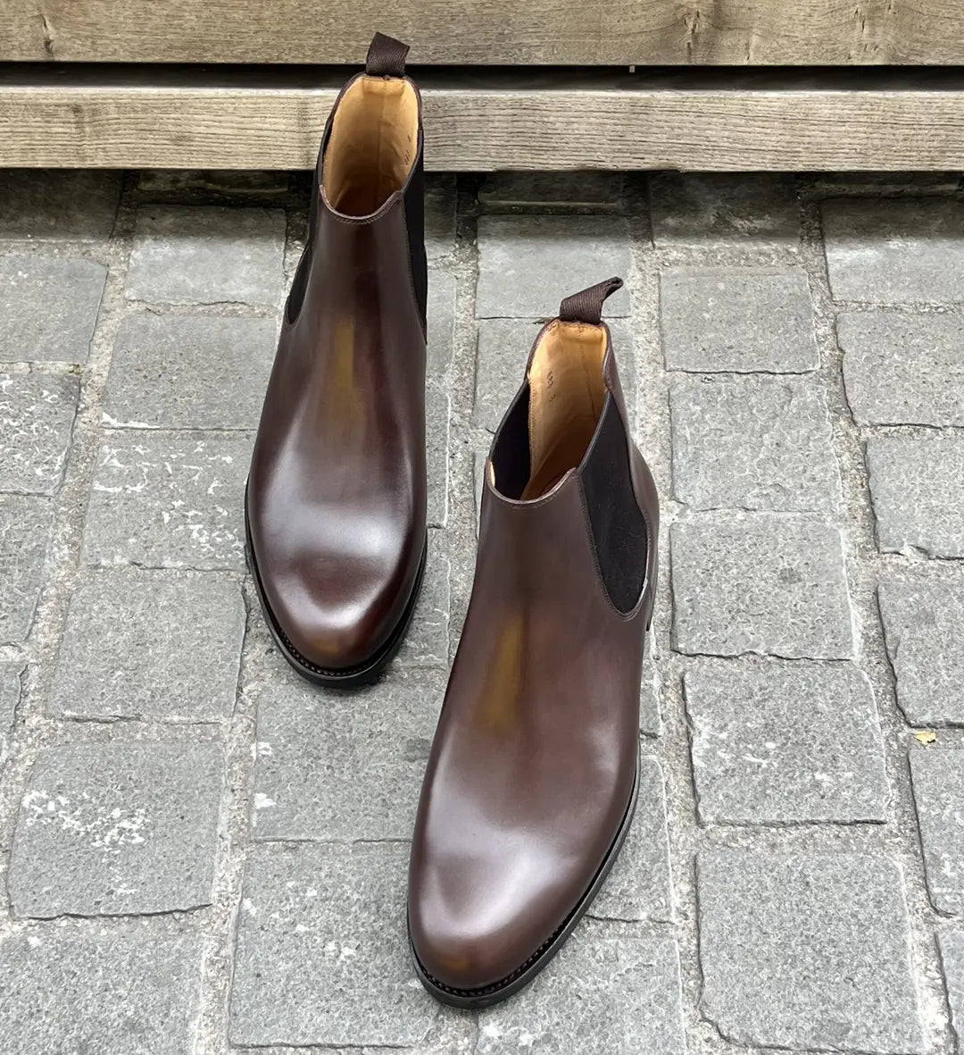 TLB Dark Brown Chelsea Boots in calf leather, view 3
