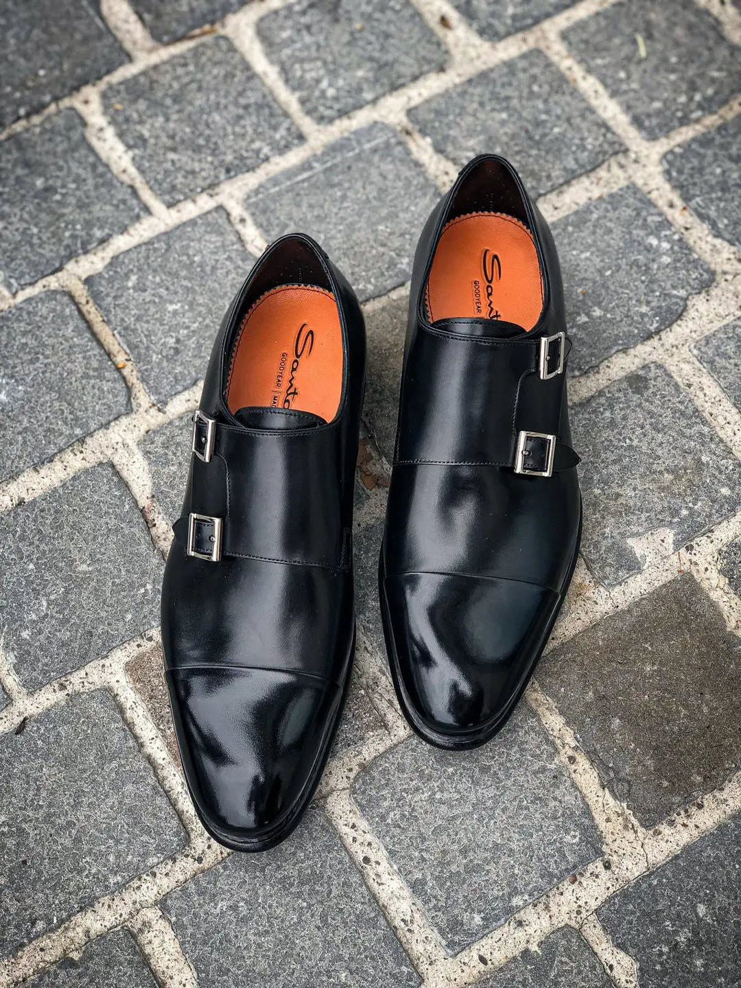 Santoni Double Buckle Black in calf leather, view 4