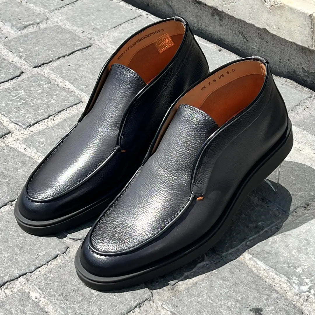 Santoni Slip On Boots in Scotch grain leather, view 3