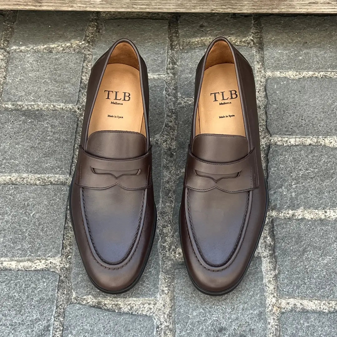 TLB Dark Brown Penny Loafer in calf leather, view 2