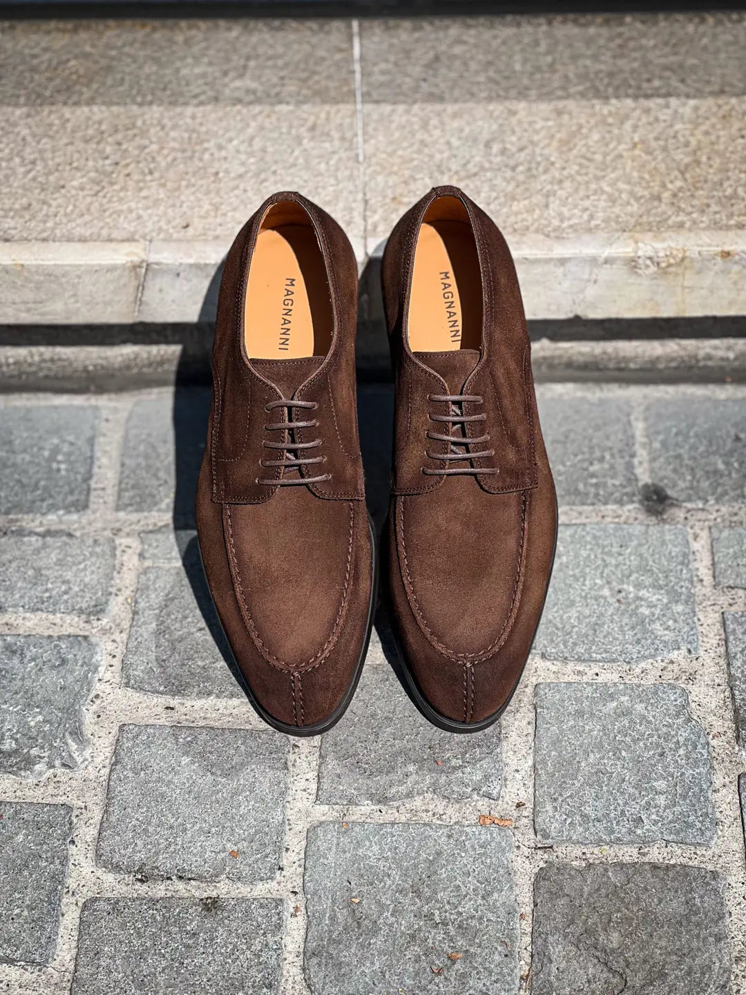 Magnanni Derby Apron Dark Brown Suede, view 5