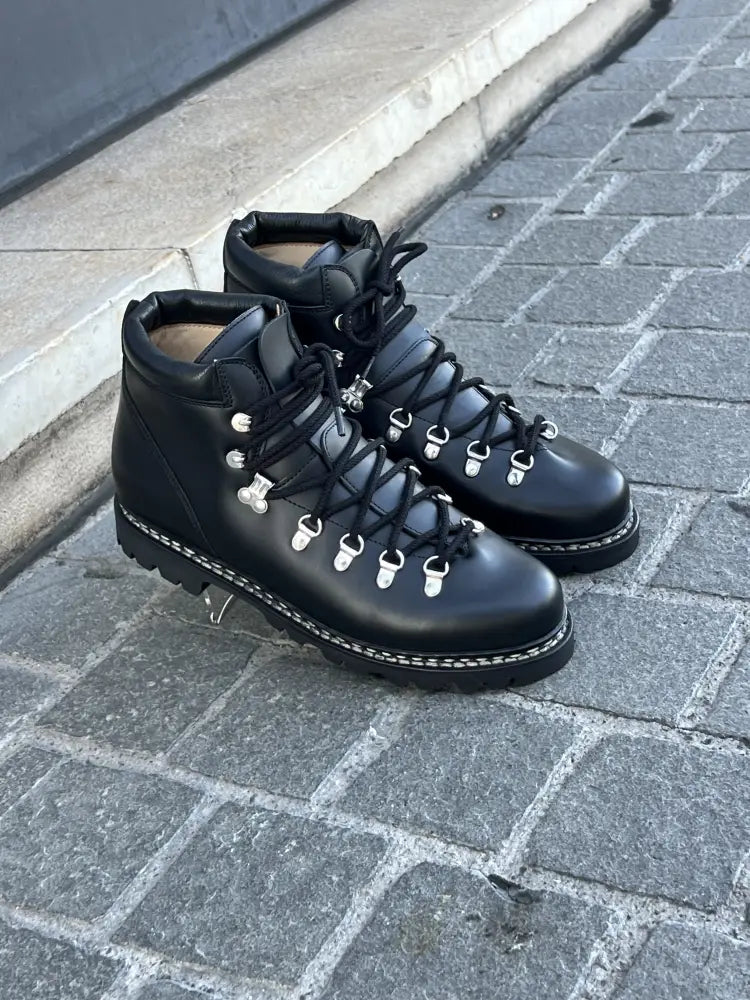 Paraboot Avoriaz Black Calf Lace Up Boot