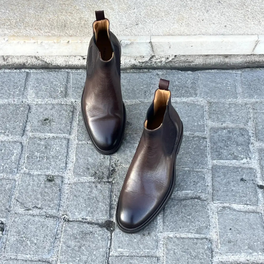 Magnanni Chelsea Boot Dark Brown Grain, view 4