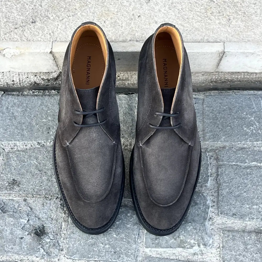 Magnanni Chukka Boot Grey Suede, view 4