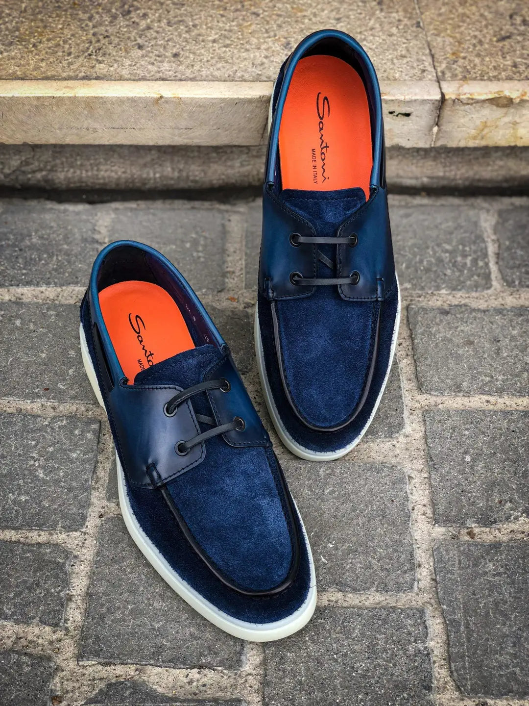 Santoni Boat Shoes Navy in suede, view 3