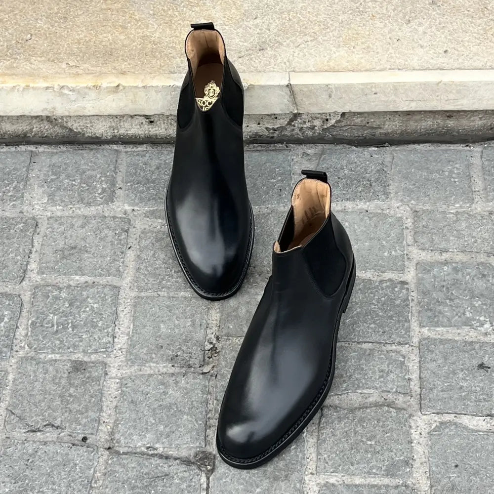Crockett & Jones Chelsea 5 Boot Black in calf leather, view 5
