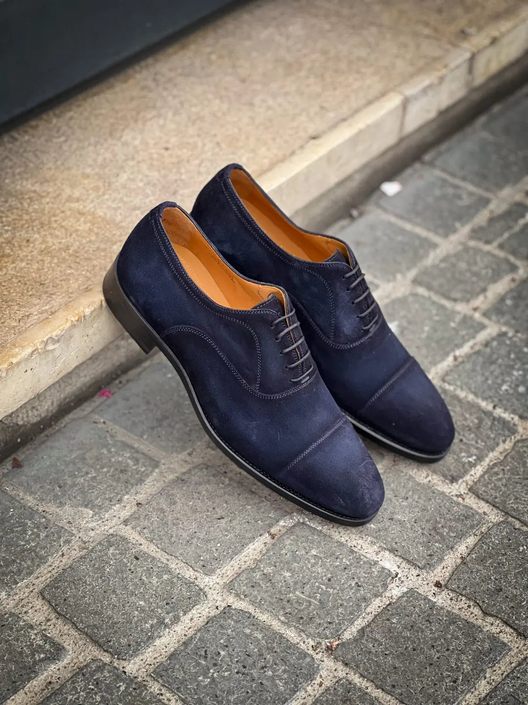 Magnanni Toe Cap Navy Suede Cap Toe Oxford