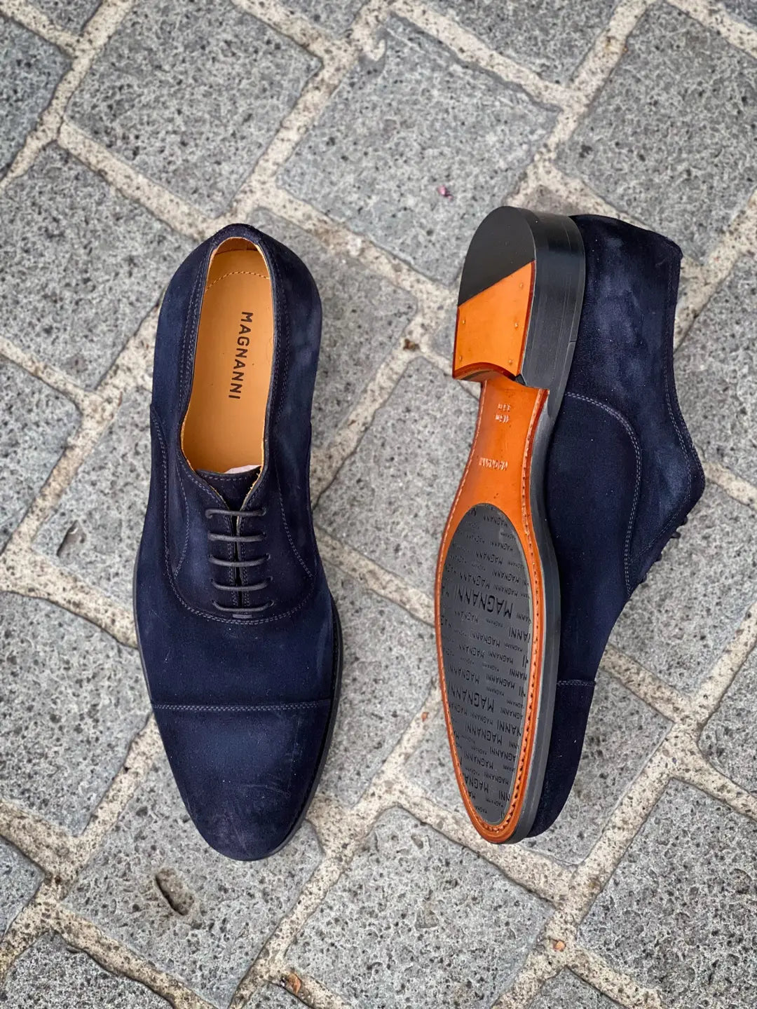 Magnanni Toe Cap Navy Suede Cap Toe Oxford, view 2