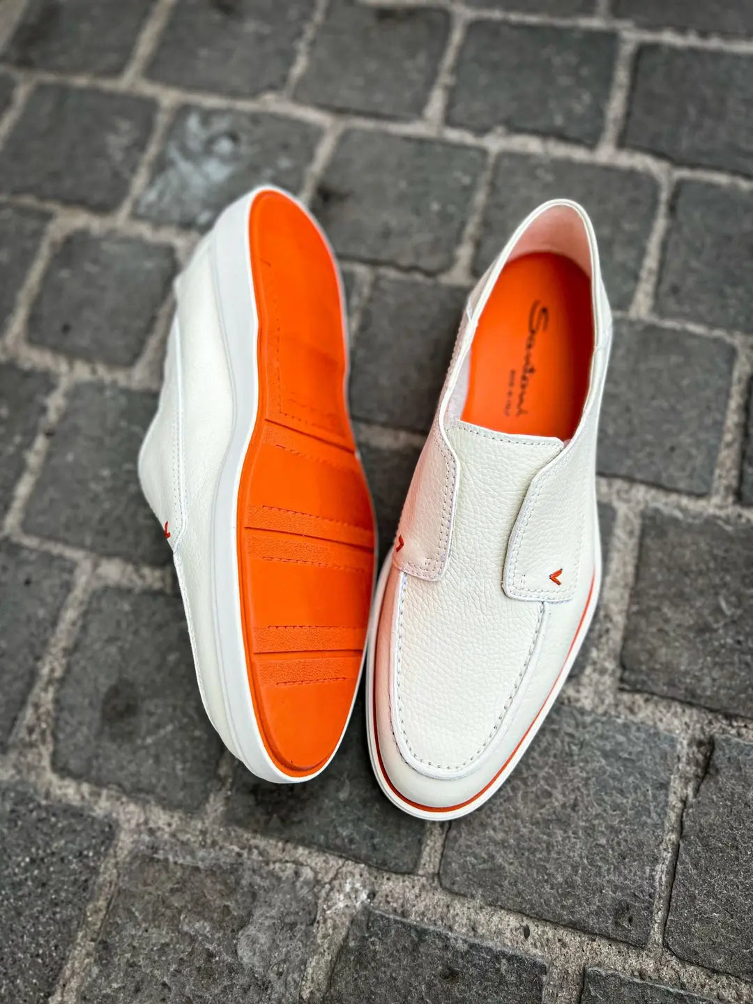 Santoni White Loafer in Scotch grain leather, view 5