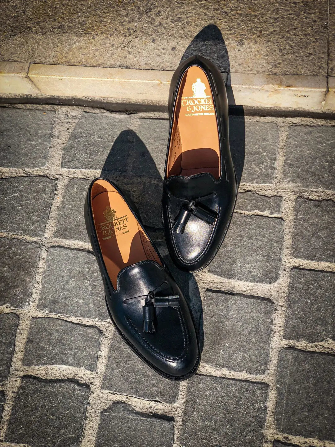 Crockett & Jones Cavendish Black Tassel Loafer in calf leather, view 3
