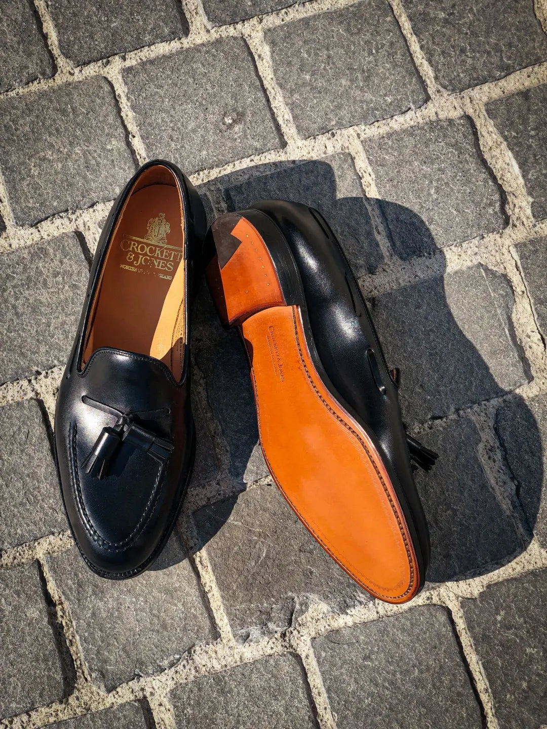 Crockett & Jones Cavendish Black Tassel Loafer in calf leather, view 2