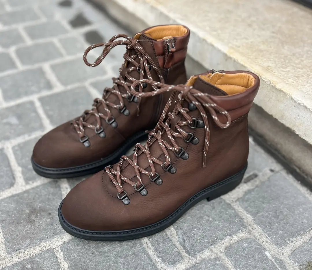 Magnanni Mountain Boots, view 3