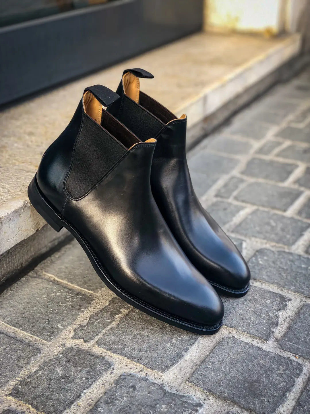 Crockett & Jones Chelsea 8 Boot Black in calf leather