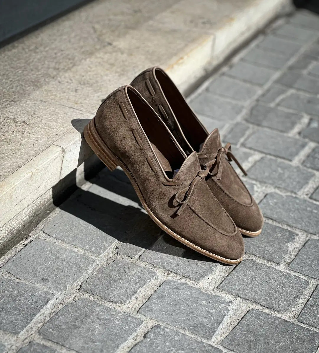 Carlos Santos Brown/Mast Mocassin With Bow in suede