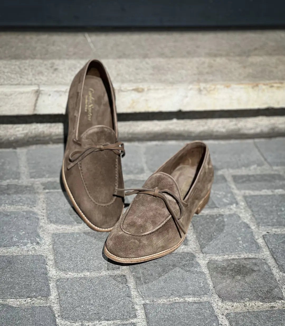 Carlos Santos Brown/Mast Mocassin With Bow in suede, view 3