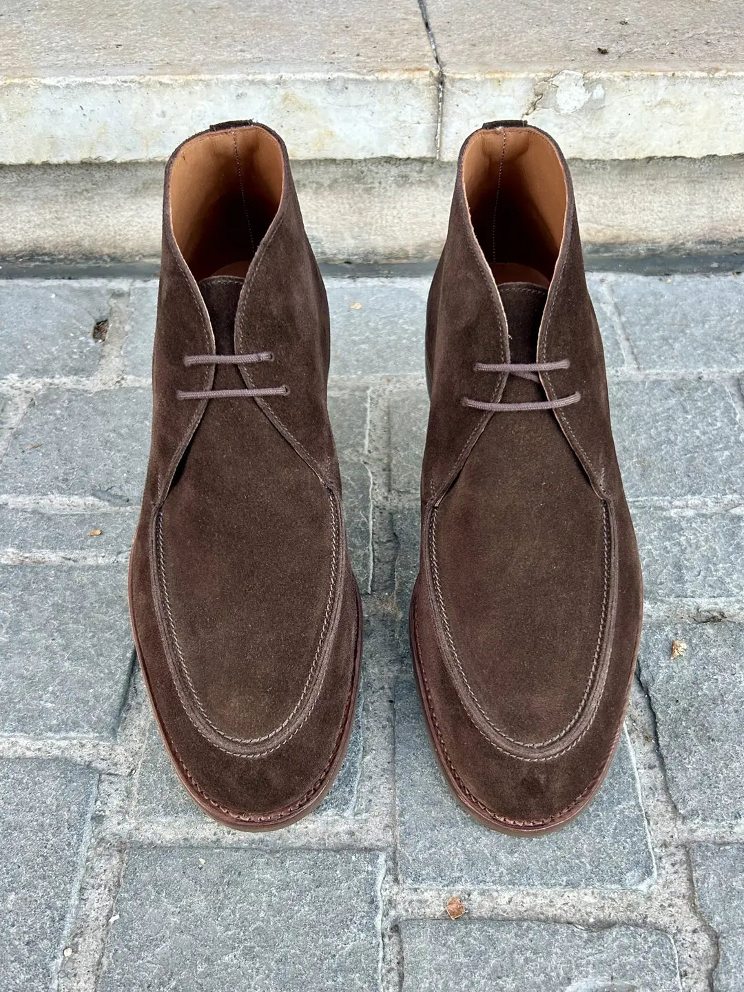 Crockett & Jones Bibury Chukka Boot in suede, view 2