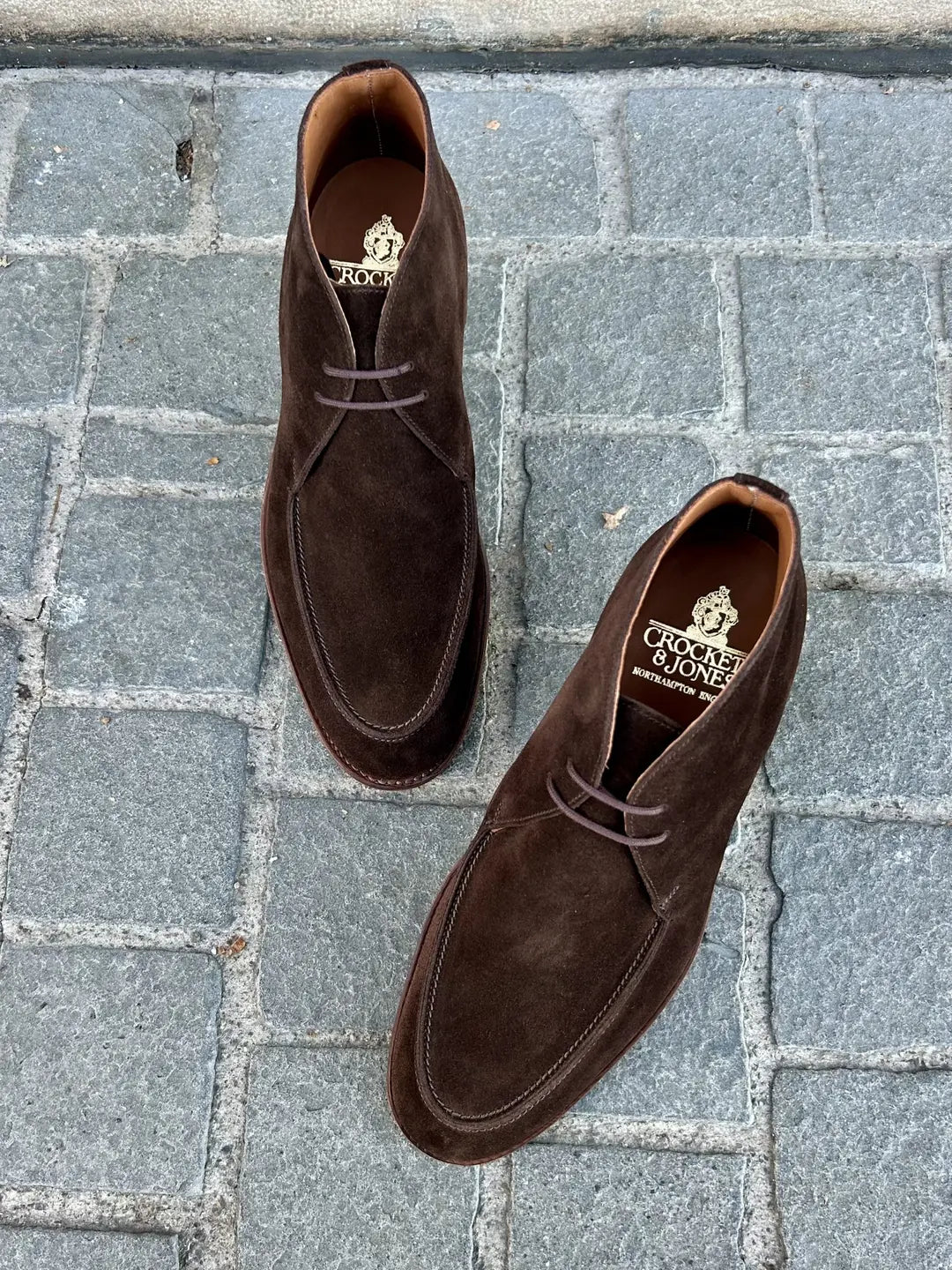 Crockett & Jones Bibury Chukka Boot in suede, view 4