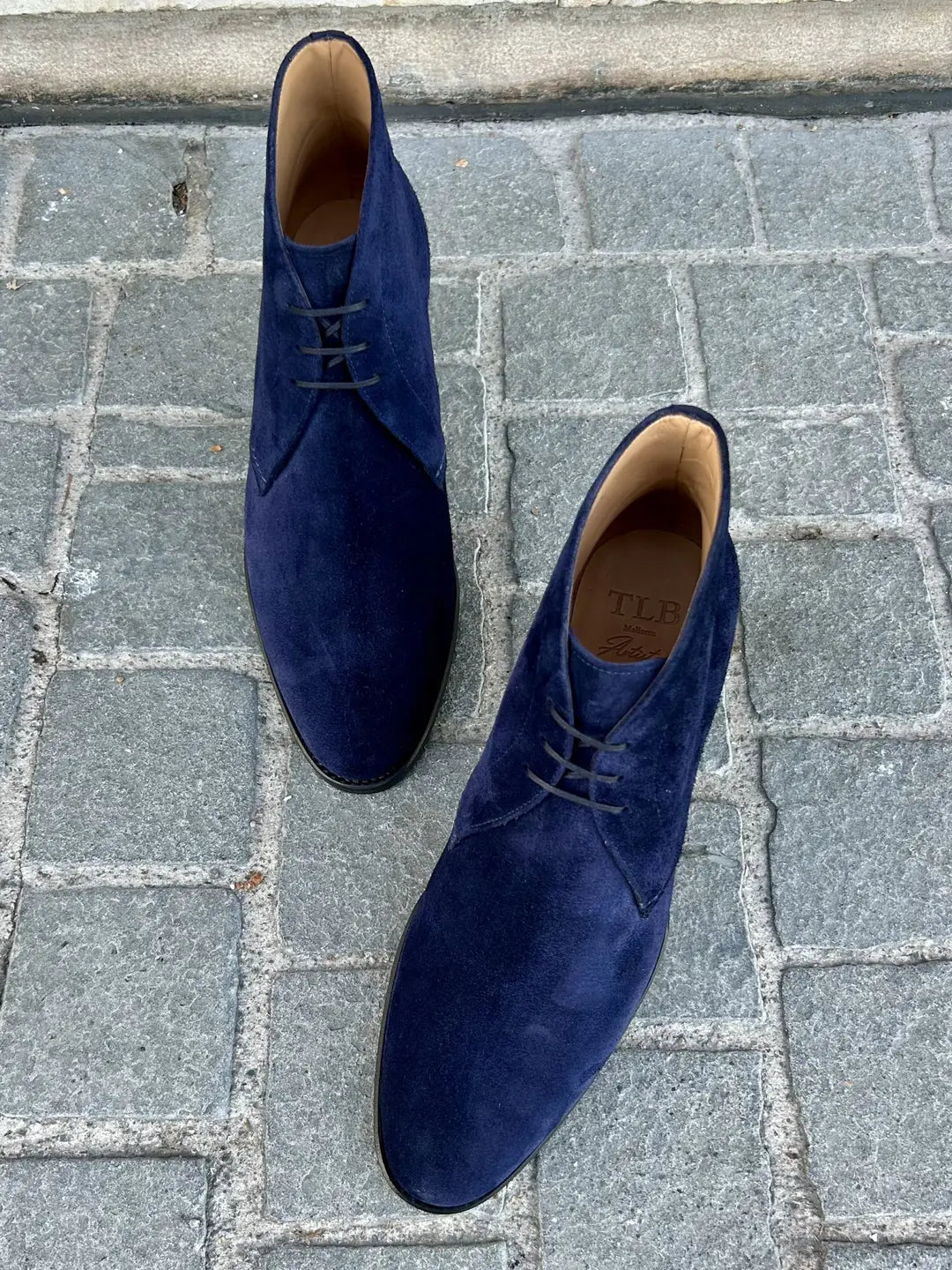 TLB Chukka Navy Boots in suede, view 3