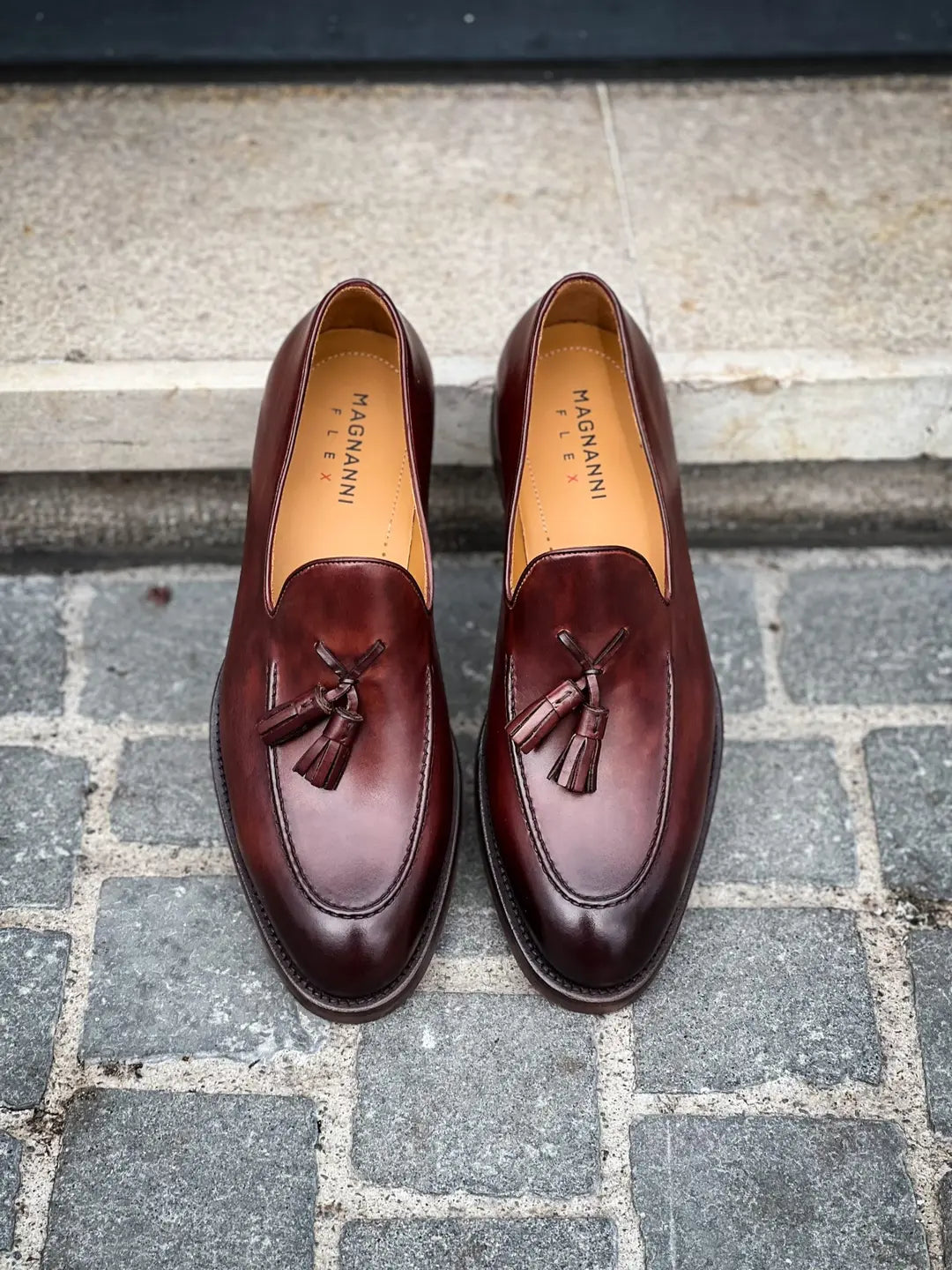 Magnanni Tassel Loafer Dark Brown Leather, view 5