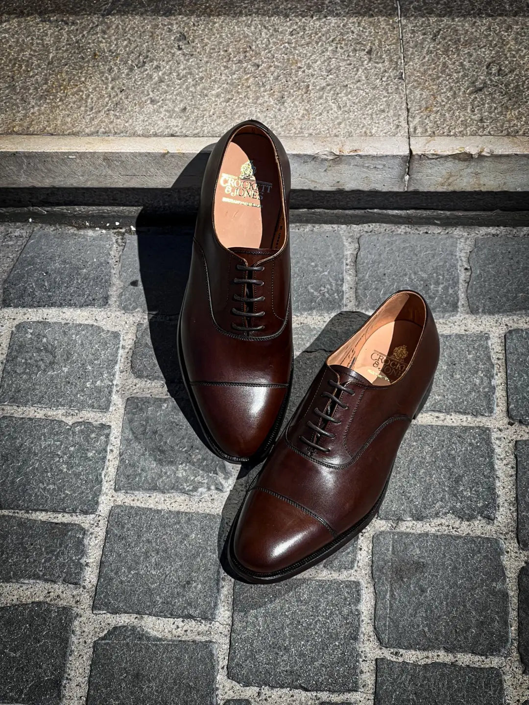 Crockett & Jones Connaught Dark Brown Oxford in calf leather, view 3