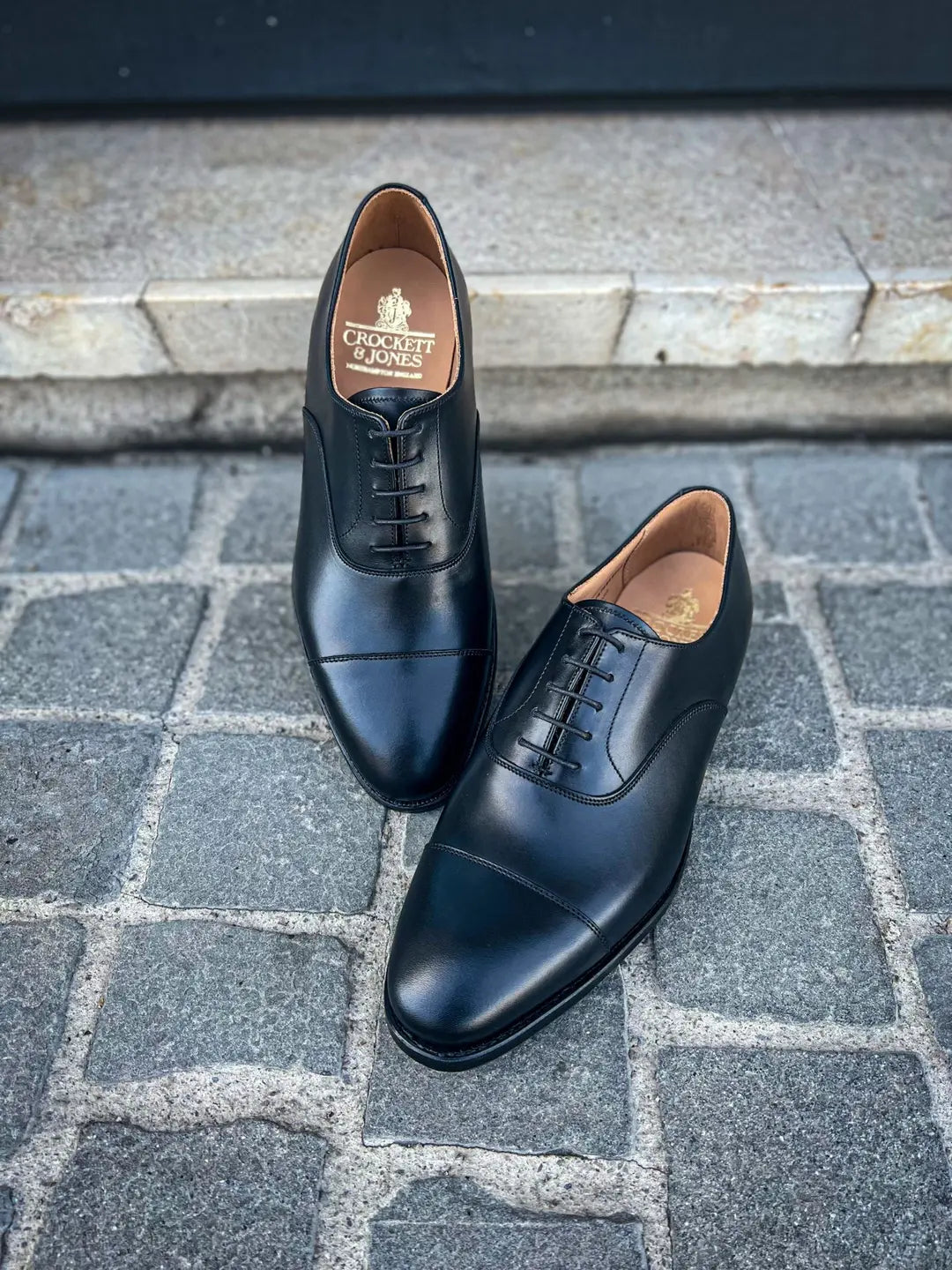 Crockett & Jones Connaught Black Oxford in calf leather, view 3