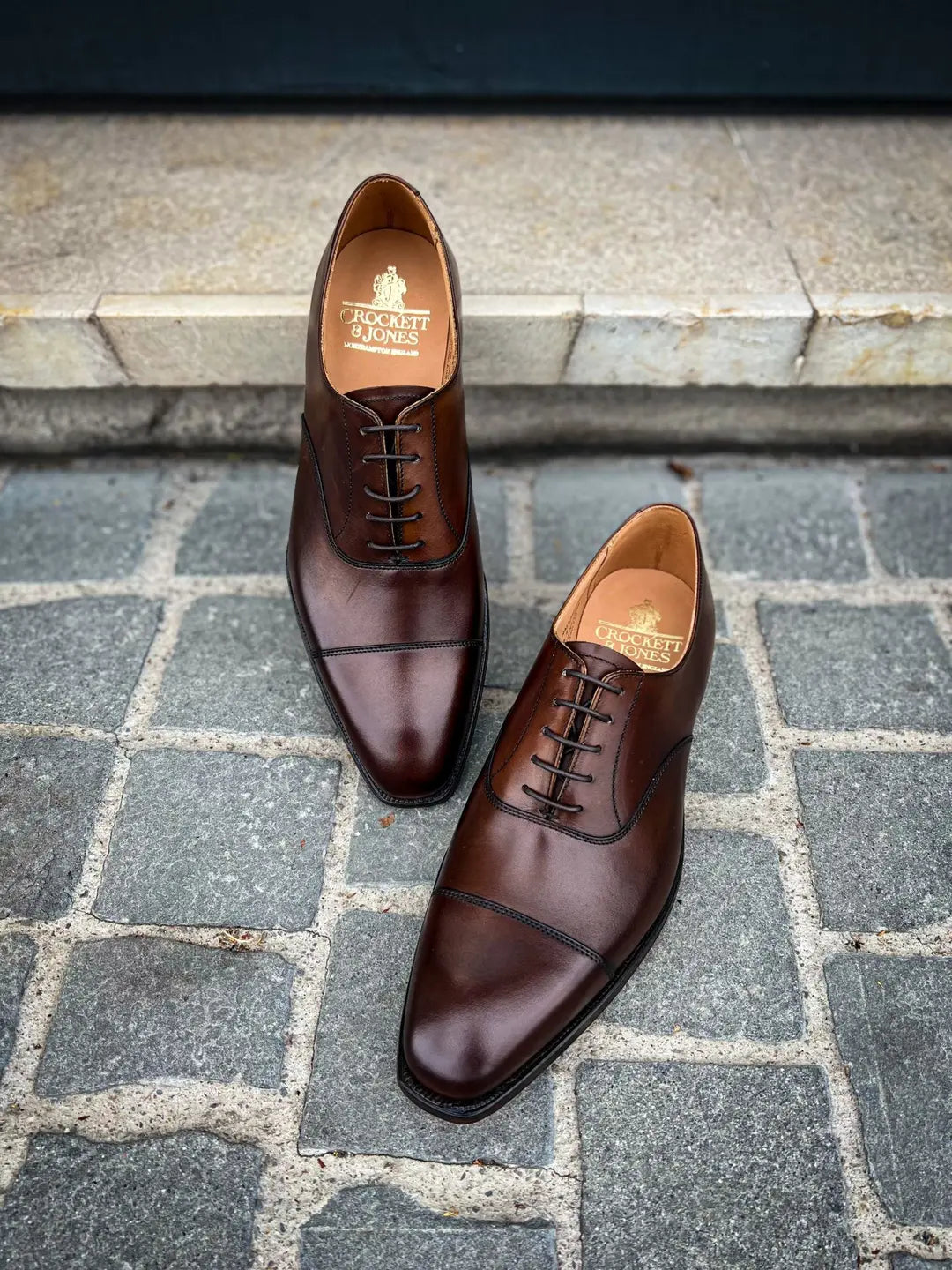 Crockett & Jones Hallam Dark Brown Cap Toe Oxford in calf leather, view 3
