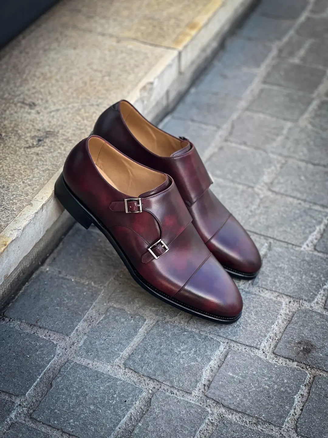 TLB Double Buckle Plum Museum in calf leather