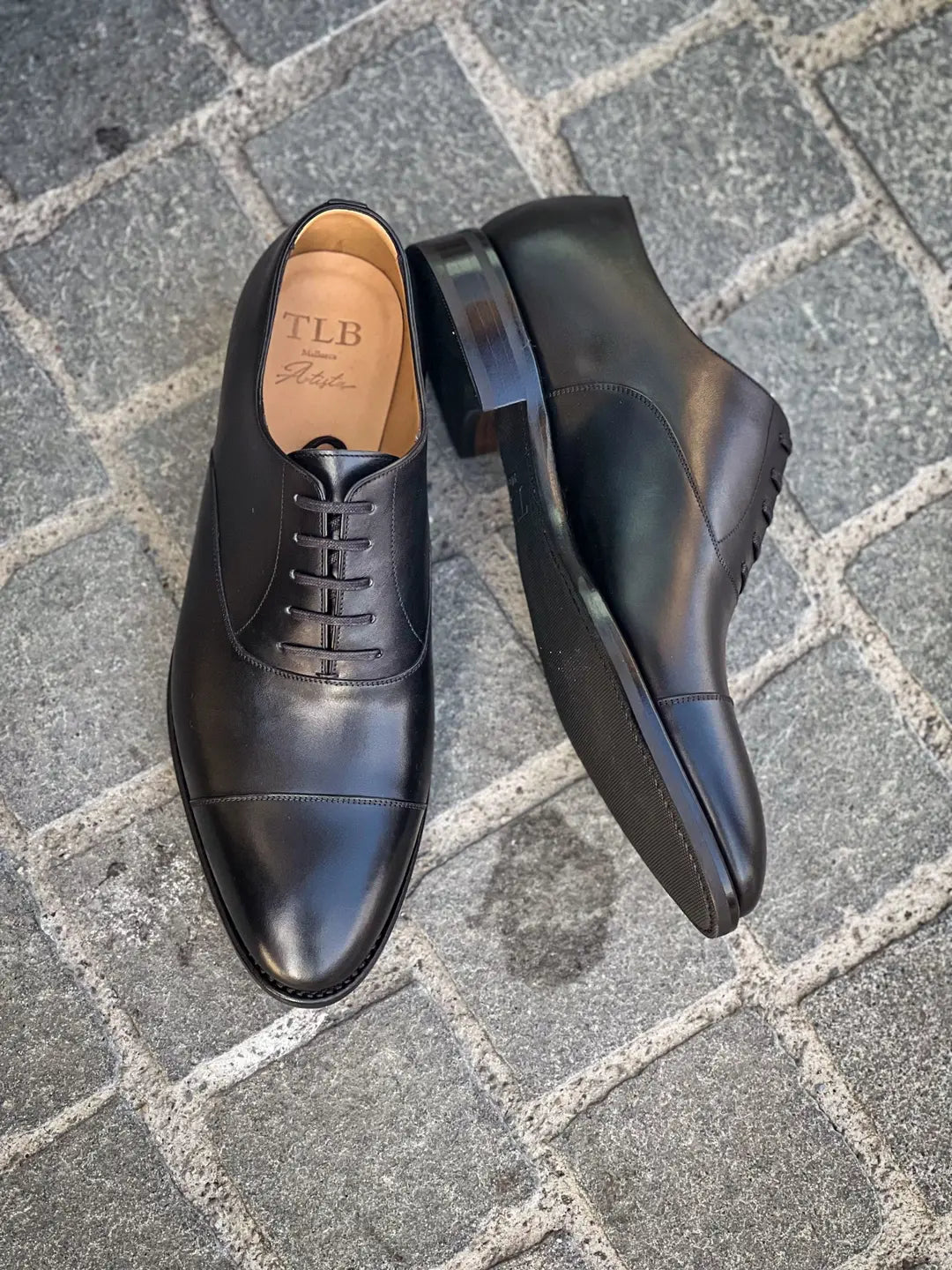TLB Toe Cap Black Leather Cap Toe Oxford, view 2